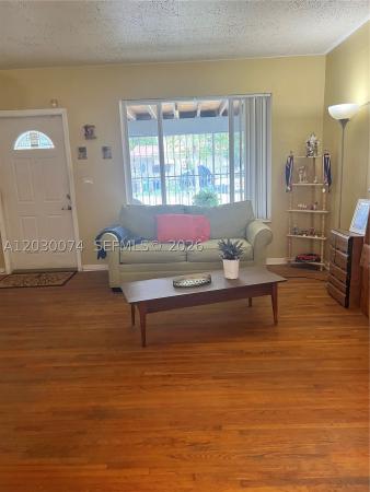 Fulford Highlands, 250 NE 160th St, Golden Glades, Florida 33162, image 2