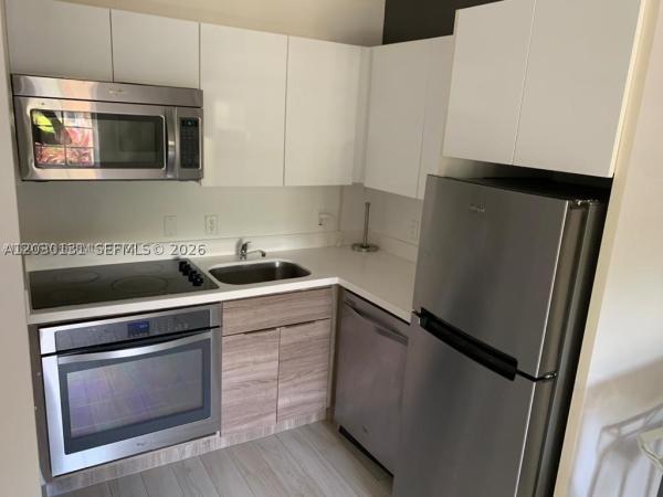Eva, 1450 Meridian Ave #105, Miami Beach, Florida 33139, image 2