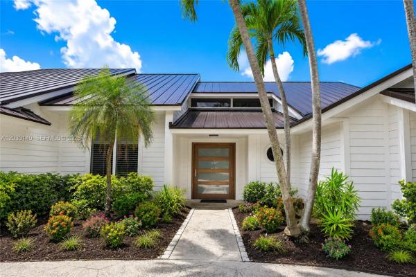 10290 SE Banyan Way, Jupiter, Florida 33469, image 1
