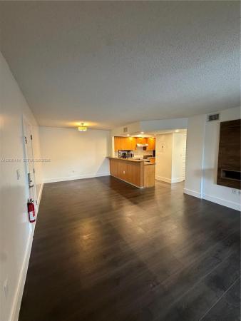 Le Club At Old Cutler, 8540 SW 212th St #303, Cutler Bay, Florida 33189, image 1