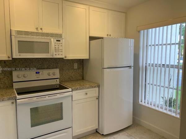 11206 SW 125th Pl, Unincorporated Dade County, Florida 33186, image 1
