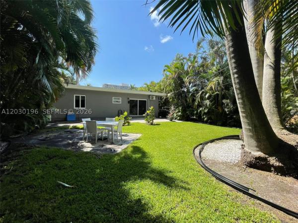 1511 NE 109th St, Unincorporated Dade County, Florida 33161, image 2