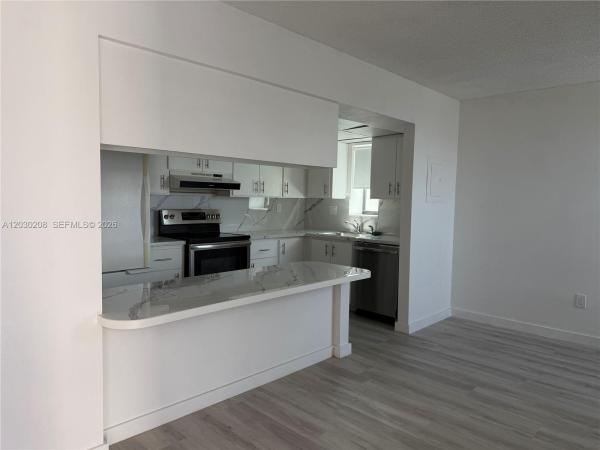Villa Dorada, 20200 W Country Club Dr #PH-08, Aventura, Florida 33180, image 1