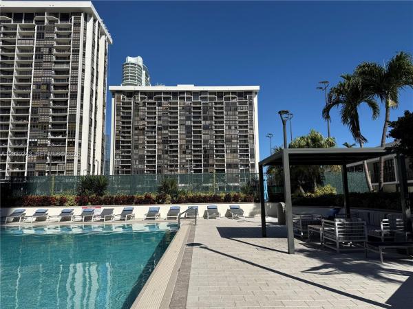 Brickell Place, 1925 Brickell Ave #1403, Miami, Florida 33129, image 1