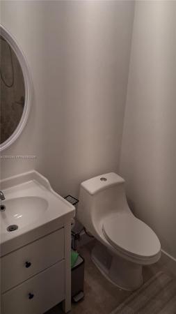 17531 NW 62nd Pl N, Hialeah, Florida 33015, image 1