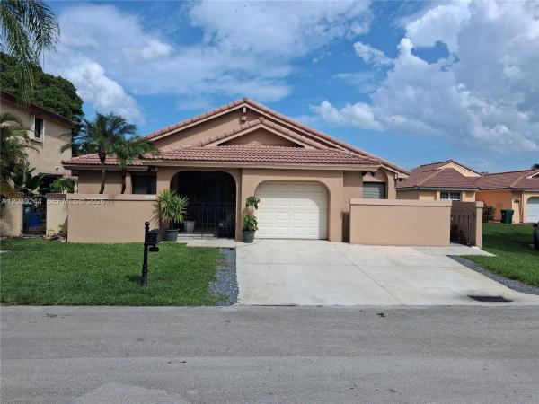 Hialeah, Florida 33015, image 1