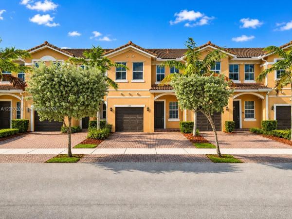 Palm Breeze, 2390 SE 15th St, Homestead, Florida 33035, image 1