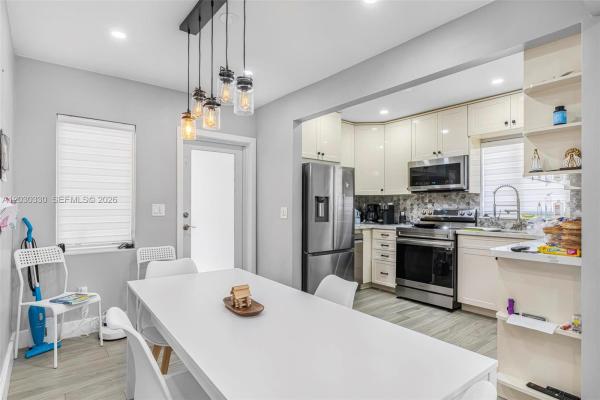 Osceola Groves, 1620 SW 19th St, Miami, Florida 33145, image 1