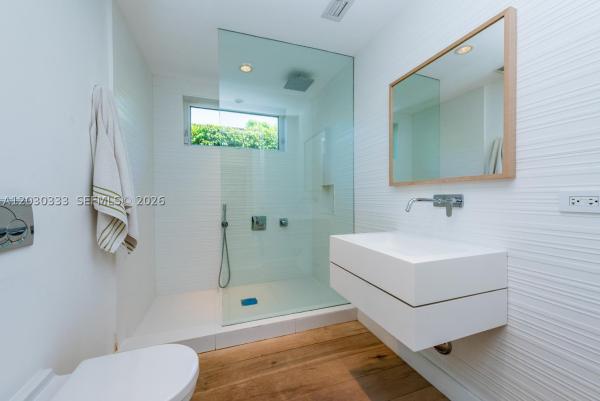 Lake View, 575 W 50th St, Miami Beach, Florida 33140, image 3