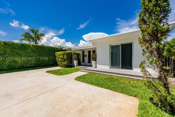 Lake View, 575 W 50th St, Miami Beach, Florida 33140, image 1