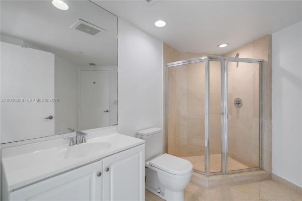 Icon Brickell Tower 1, 475 Brickell Ave #2607, Miami, Florida 33131, image 1
