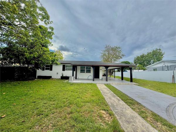 20600 SW 118th Pl, Unincorporated Dade County, Florida 33177, image 1