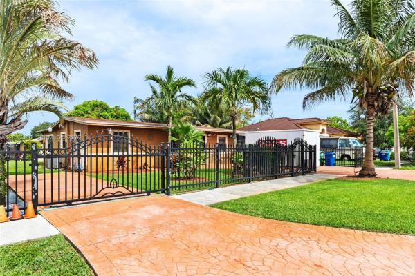 Venetian Gardens, 15600 NW 37th Pl, Miami Gardens, Florida 33054, image 1