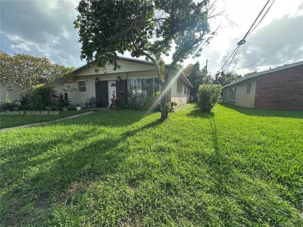 Pickwick Lake Estates, 18240 NE 8th Ave, North Miami Beach, Florida 33162, image 1