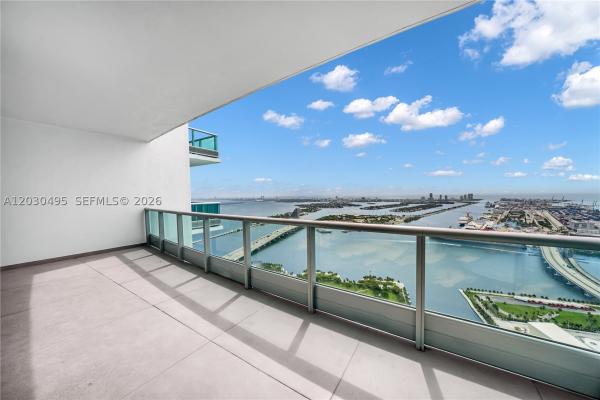 900 Biscayne Bay, 900 Biscayne Blvd #6205, Miami, Florida 33132, image 2