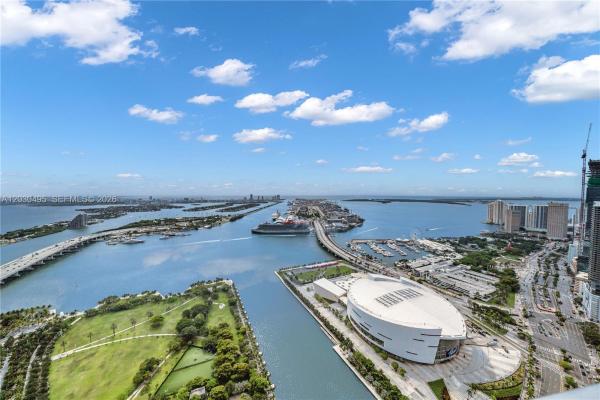 900 Biscayne Bay, 900 Biscayne Blvd #6205, Miami, Florida 33132, image 1