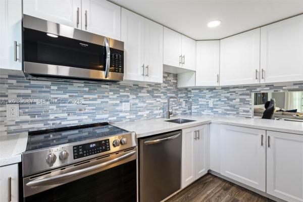 Palm-Aire Country Club 1, 2800 N Palm Aire Dr #405, Pompano Beach, Florida 33069, image 2