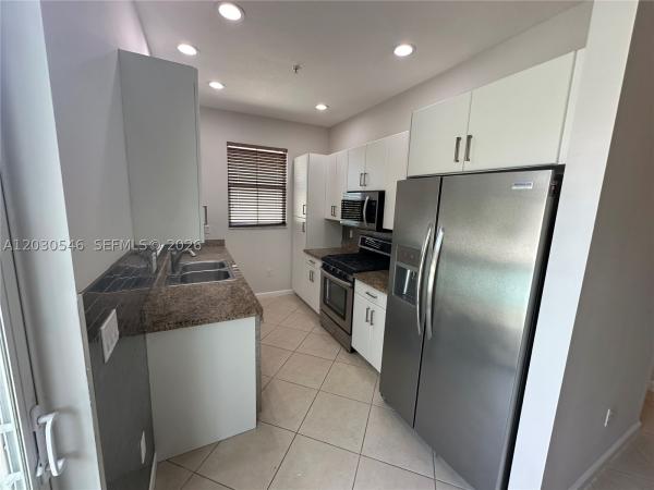 Artesia Courtyard Villas, 12630 NW 32nd Ct, Sunrise, Florida 33323, image 2