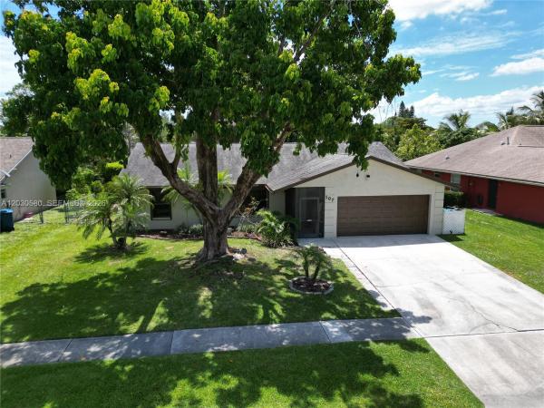 The Willows, 107 Starling Ave, Royal Palm Beach, Florida 33411, image 1