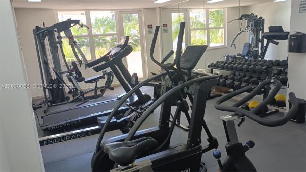 James Central Towers, 245 18th St #605, Miami Beach, Florida 33139, image 1