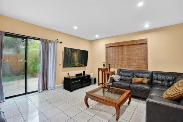 14250 SW 94th Cir Ln #10431, Unincorporated Dade County, Florida 33186, image 1