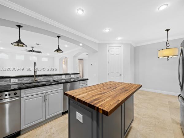 Colee Hammock, 821 SE 2nd Ct, Fort Lauderdale, Florida 33301, image 3