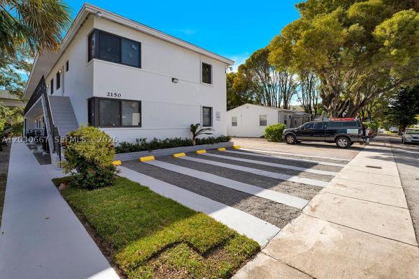 2150 SW 26th St #7, Miami, Florida 33133, image 2