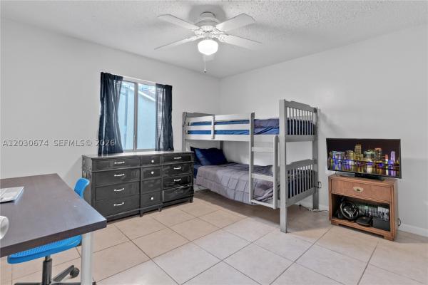 15139 SW 92nd Ter, Unincorporated Dade County, Florida 33196, image 3