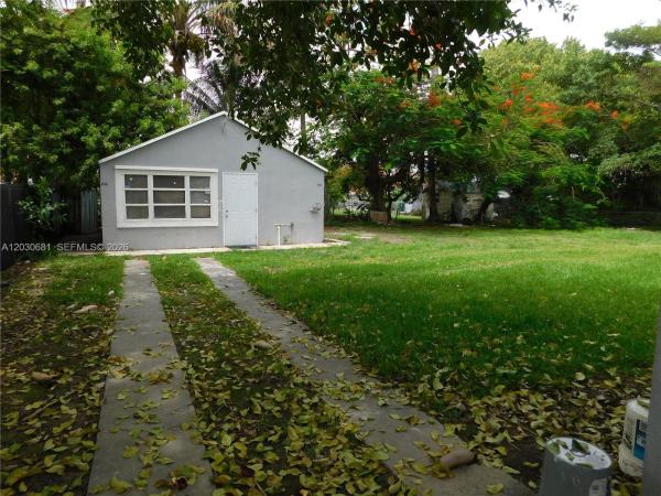 Evergreen Gardens, 1605 NW 26th St #B, Miami, Florida 33142, image 2