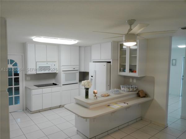 10812 SW 33rd St, Unincorporated Dade County, Florida 33165, image 1