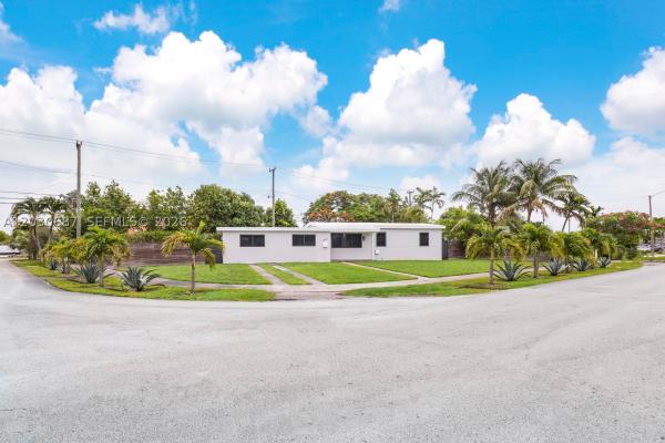 11431 SW 40th Ter, Unincorporated Dade County, Florida 33165, image 1