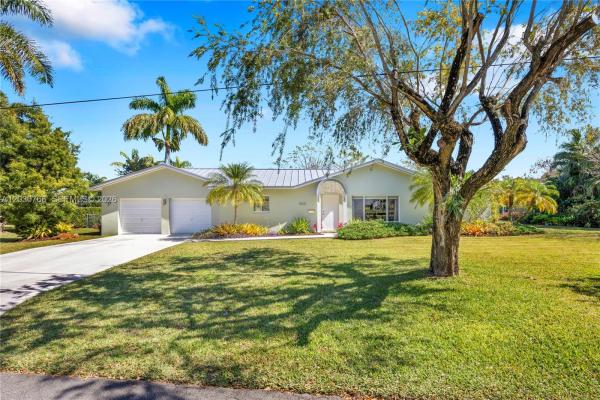 Oakridge Estates, 11625 SW 70th Ave, Pinecrest, Florida 33156, image 1
