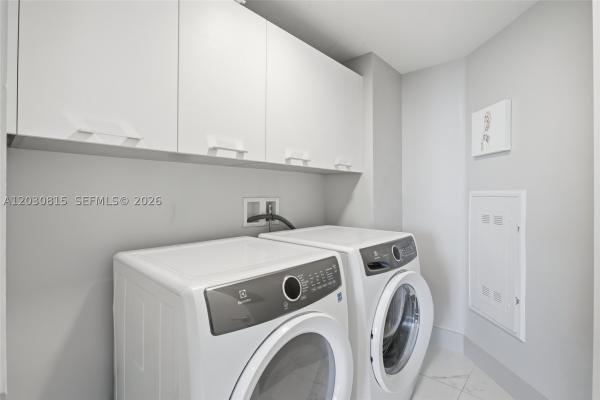 Parque Towers, 330 Sunny Isles Blvd #5-708, Sunny Isles Beach, Florida 33160, image 1