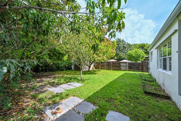 Normandy Beach, 8942 Carlyle Ave, Surfside, Florida 33154, image 2