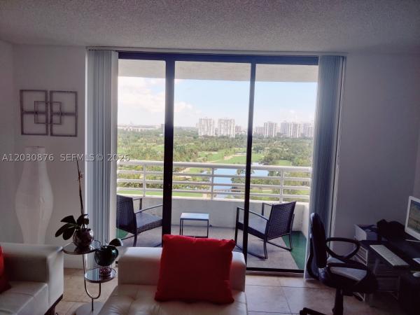 Parc Central Aventura East, 3300 NE 192nd St #1811, Aventura, Florida 33180, image 1