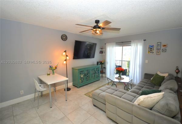 Village Square, 7561 NW 16th St #2303, Plantation, Florida 33313, image 1