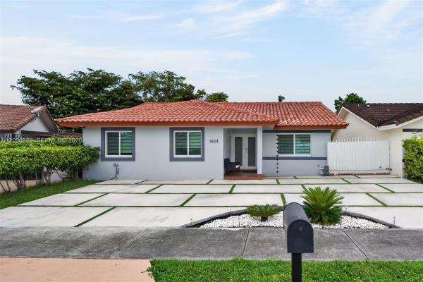 14315 SW 101st St, Unincorporated Dade County, Florida 33186, image 1