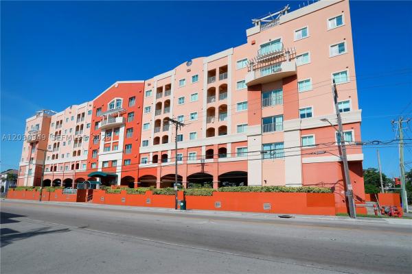 Shamrock By The Gables, 2280 SW 32nd Ave #605, Miami, Florida 33145, image 3
