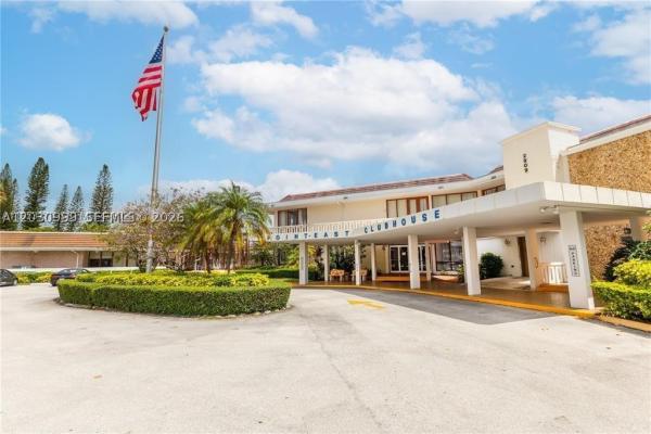 Point East, 3020 Marcos Dr #S-110, Aventura, Florida 33160, image 1