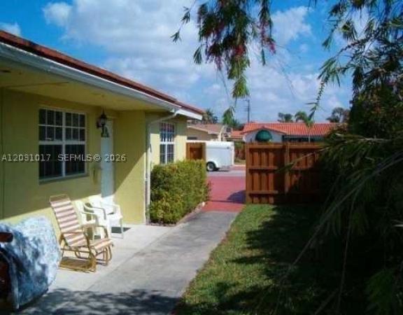 Hallandale Garden Park, 625 SW 3rd St #1-2, Hallandale Beach, Florida 33009, image 1