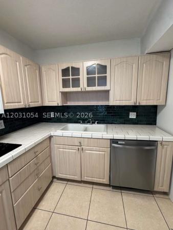 Tarpon River, 310 SW 10th St, Fort Lauderdale, Florida 33315, image 2