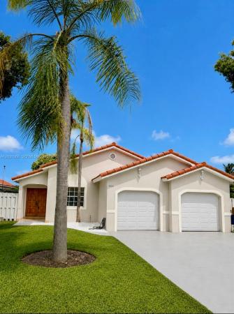 18145 NW 61st Ave, Hialeah, Florida 33015, image 1