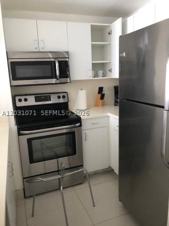 Fortune House, 185 SE 14th Ter #2211, Miami, Florida 33131, image 2