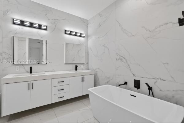 Silver Pines, 8500 SW 198th St, Cutler Bay, Florida 33189, image 2