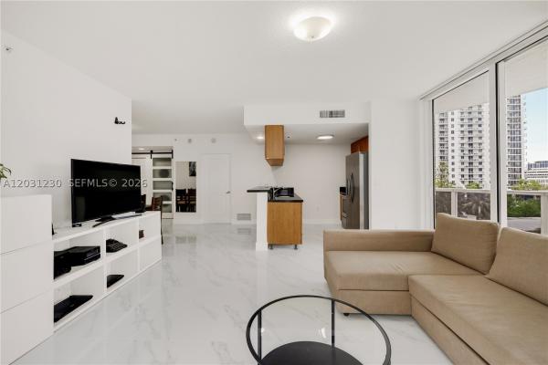23 Biscayne Bay, 601 NE 23rd St #706, Miami, Florida 33137, image 1