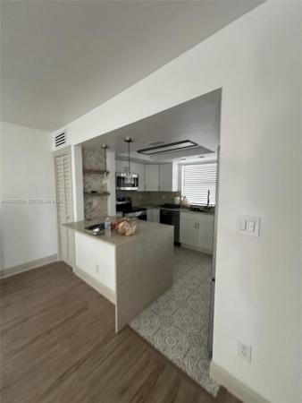7112 SW 113th Ct, Unincorporated Dade County, Florida 33173, image 1