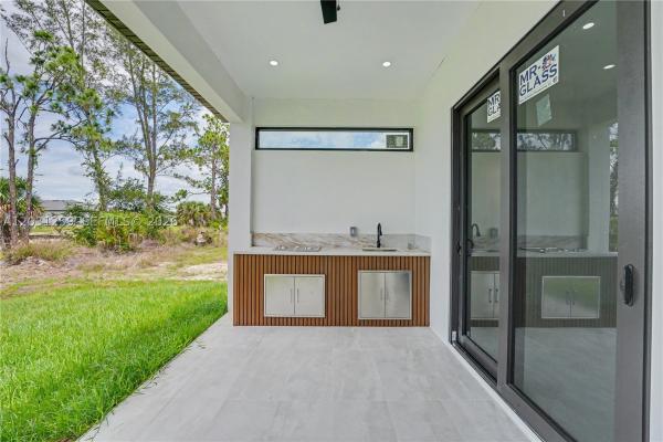 Cape Coral, 3500 NE 17th Pl, Cape Coral, Florida 33909, image 2