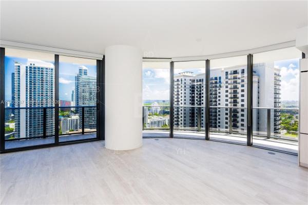 Brickell Heights East, 45 SW 9th St #3806, Miami, Florida 33130, image 1
