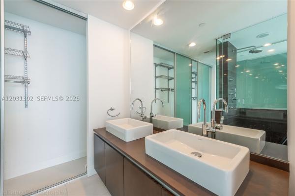 Ten Museum Park Residential, 1040 Biscayne Blvd #1205, Miami, Florida 33132, image 2