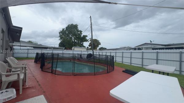 12480 SW 189th St, Unincorporated Dade County, Florida 33177, image 2